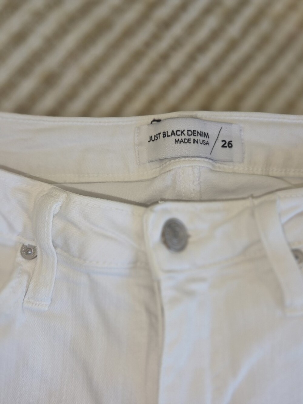 Just Black Demin- White Straight-Leg Jeans